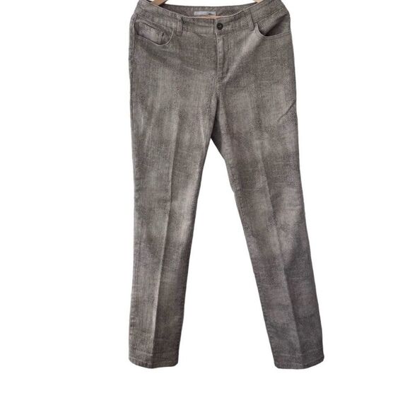 Chico’s Platnium Ultimate Fit Slim Leg Brown Python Lustrous Print Jeans Size .5 - Picture 1 of 15